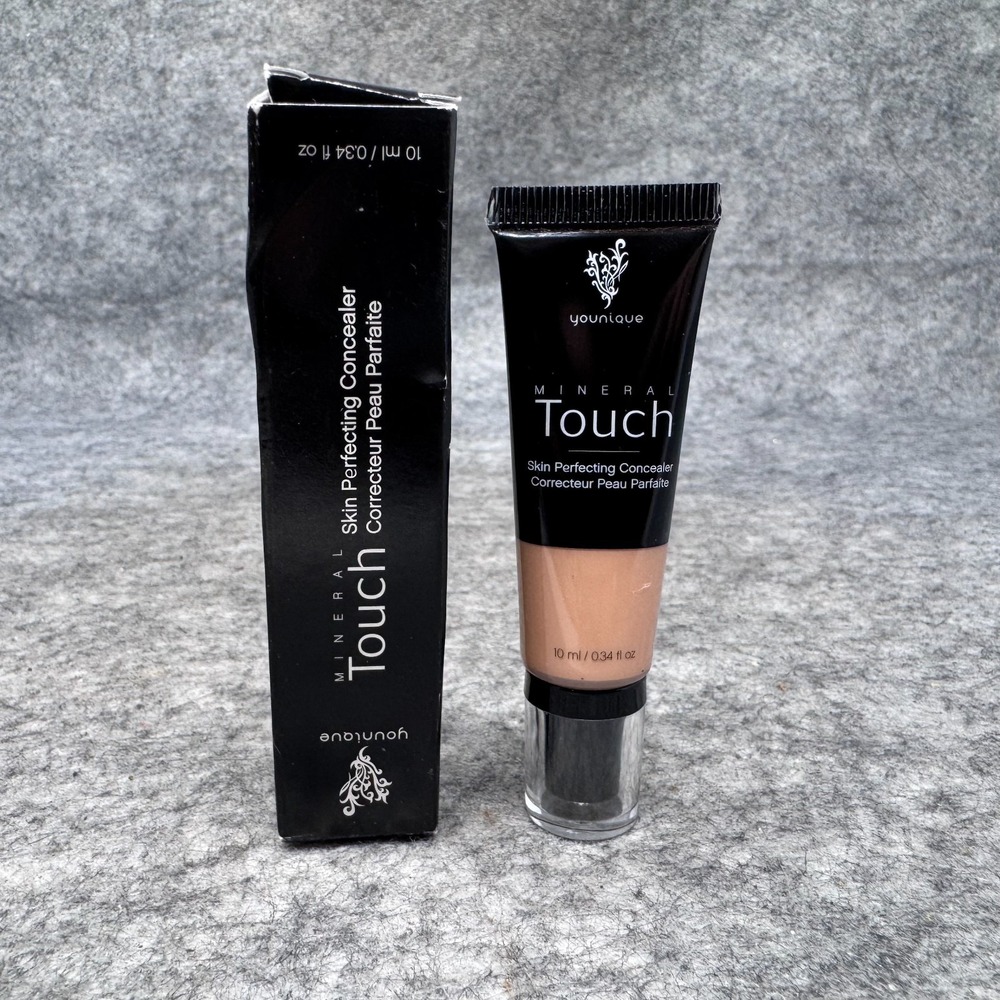Younique Touch Mineral Concealer - Skin Perfecting - Organza .34 oz